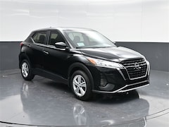 2025 Nissan Kicks Play S SUV