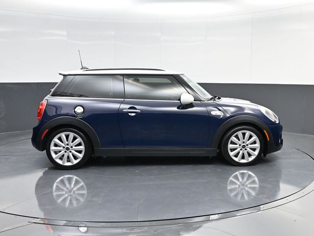 Used 2016 MINI Cooper S with VIN WMWXP7C54G3B93062 for sale in Naples, FL
