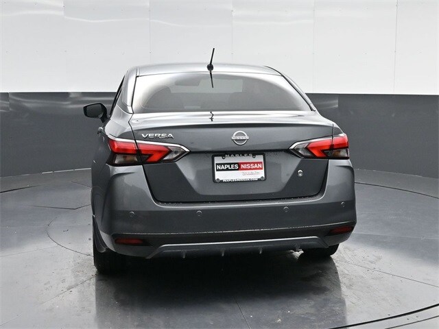 2024 Nissan Versa 1.6 S photo 4