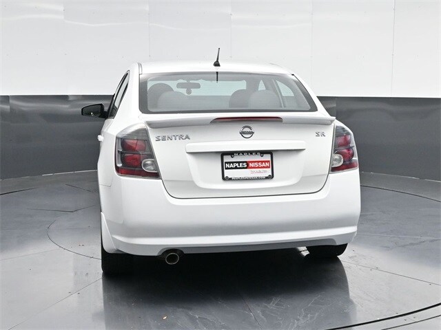 2012 Nissan Sentra 2.0 SR photo 4