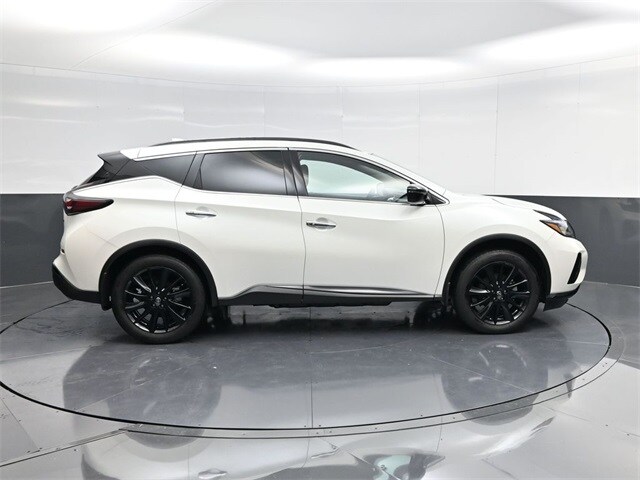 2024 Nissan Murano SV photo 2