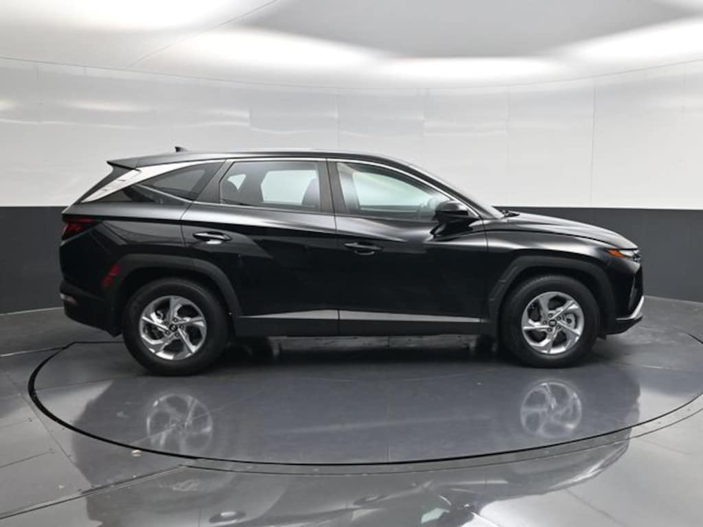Used 2024 Hyundai Tucson SE SUV