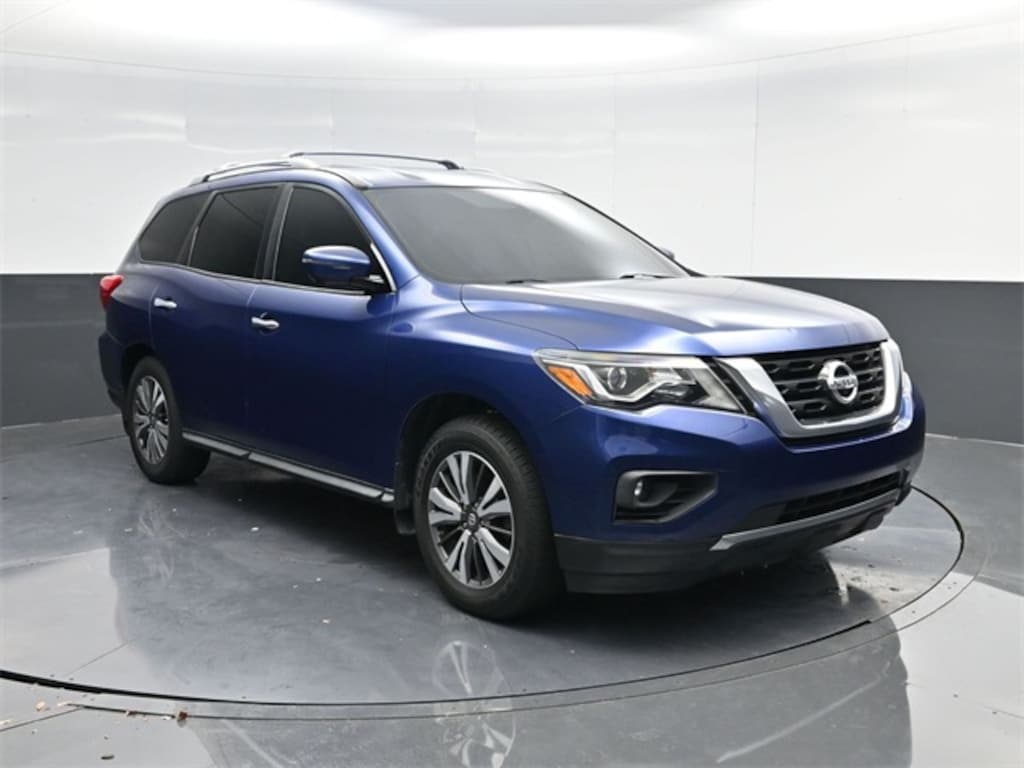 Used 2017 Nissan Pathfinder SL SUV
