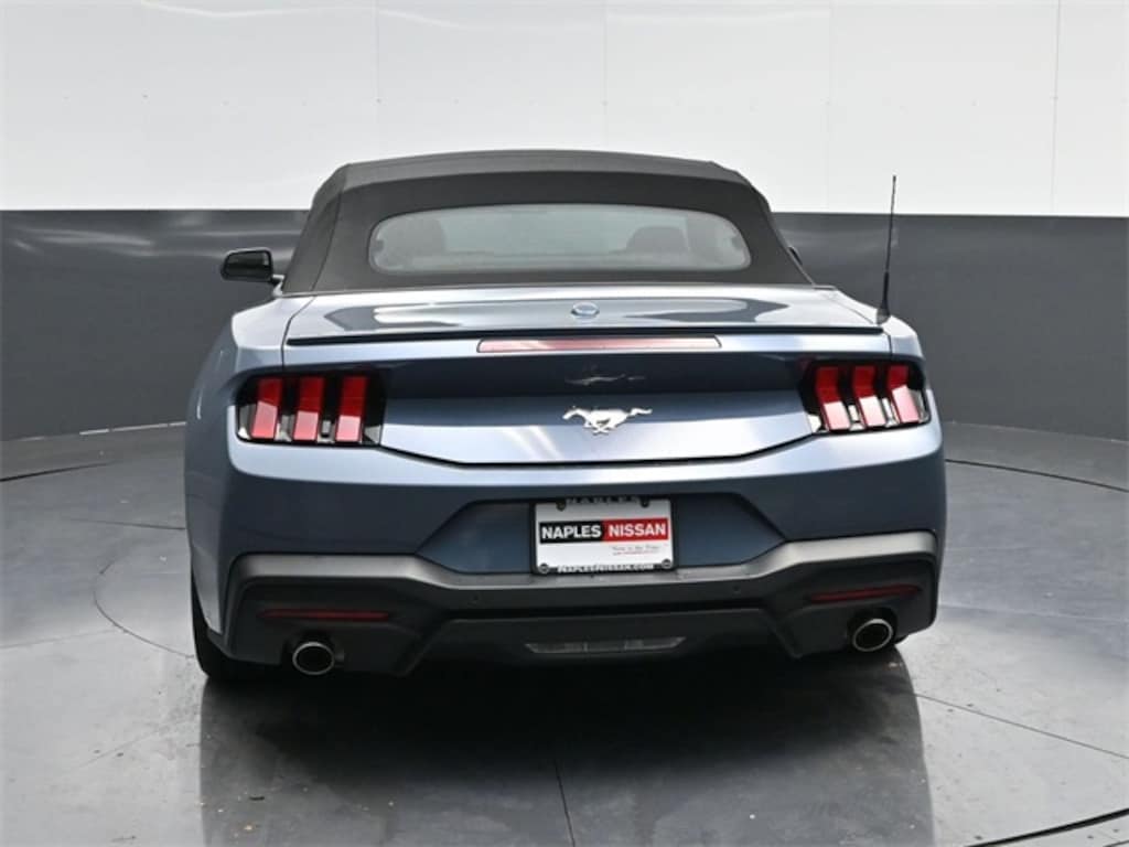 Used 2024 Ford Mustang Convertible