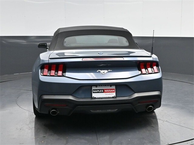2024 Ford Mustang EcoBoost Premium photo 4