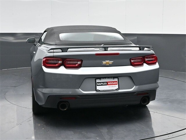2023 Chevrolet Camaro 1LT photo 4