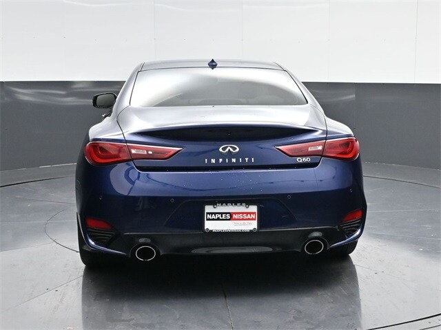 2022 Infiniti Q60 Luxe photo 4