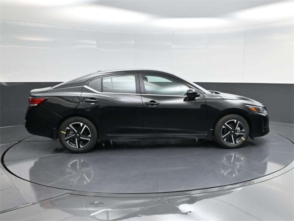 New 2025 Nissan Sentra SV Sedan