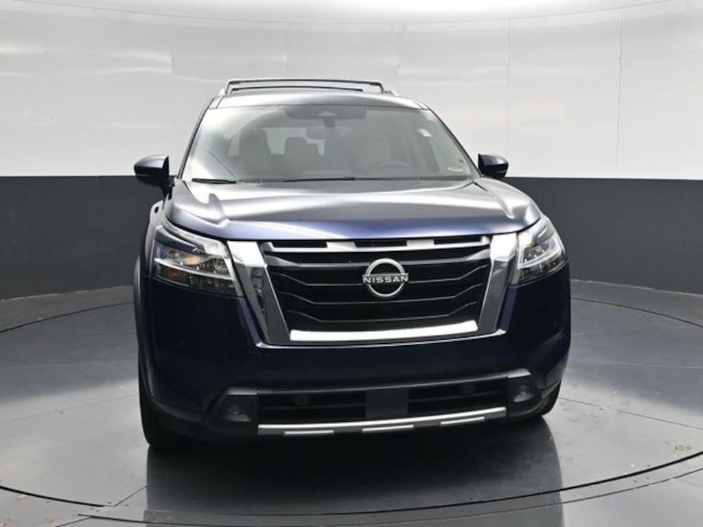 Used 2022 Nissan Pathfinder SL SUV