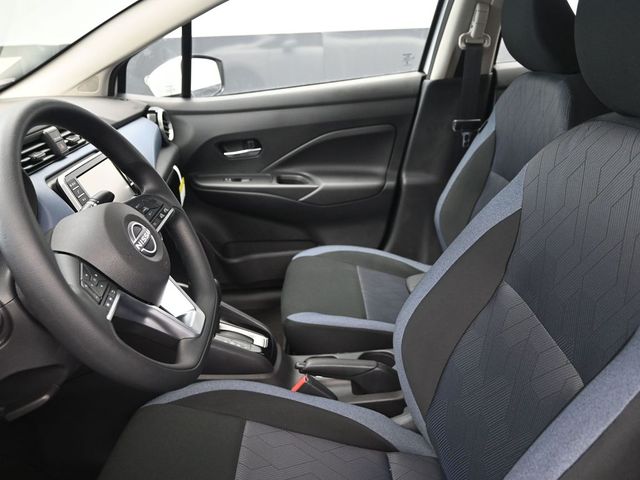 2025 Nissan Versa Sedan SV - Photo 10
