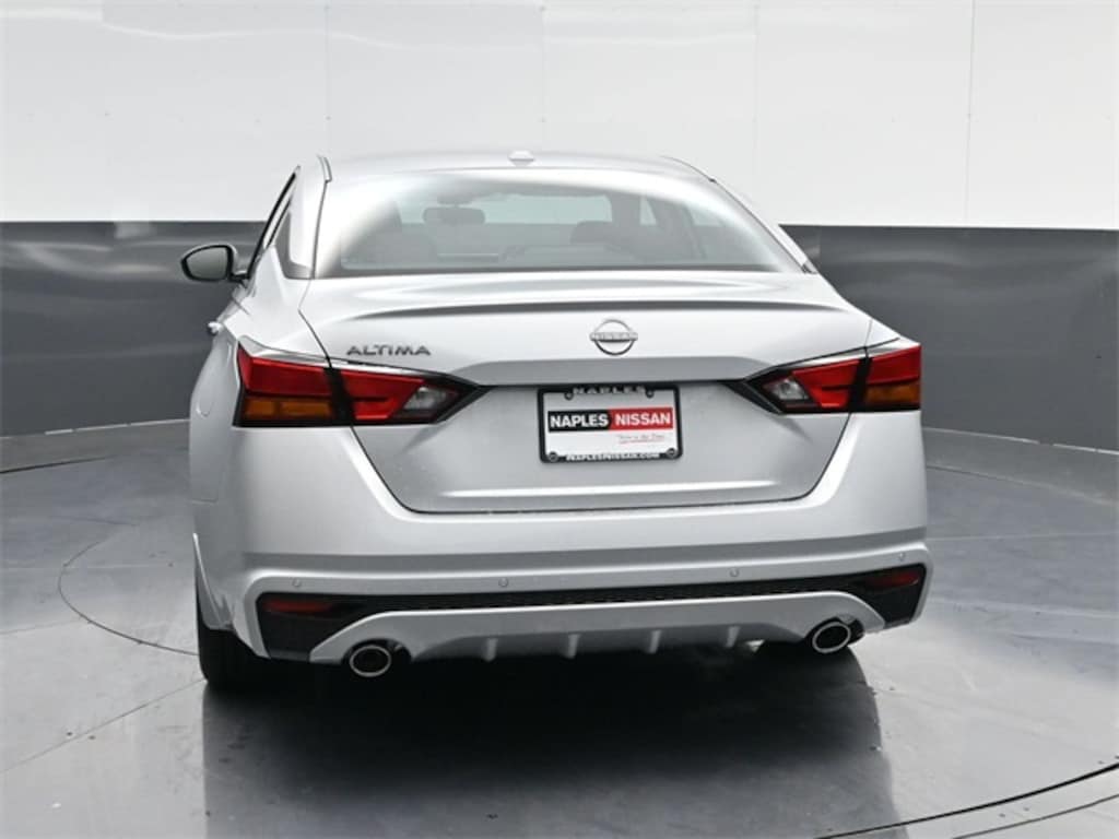 New 2025 Nissan Altima SV Sedan