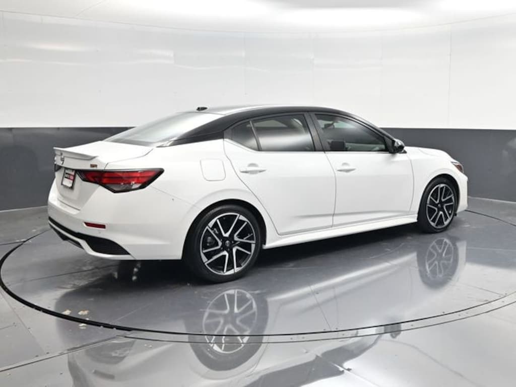 Used 2024 Nissan Sentra SR Sedan