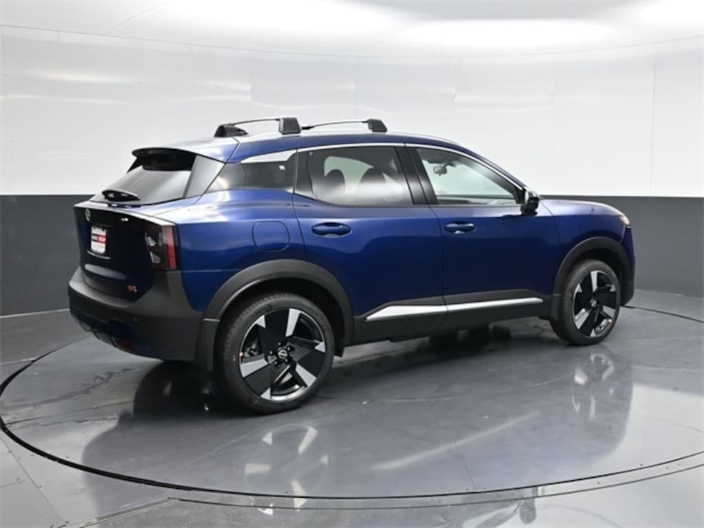 New 2026 Nissan Kicks SR SUV