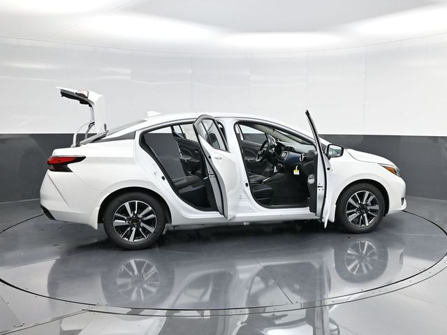 2025 Nissan Versa Sedan SV - Photo 41
