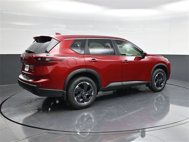 2026 Nissan Rogue SV photo 2