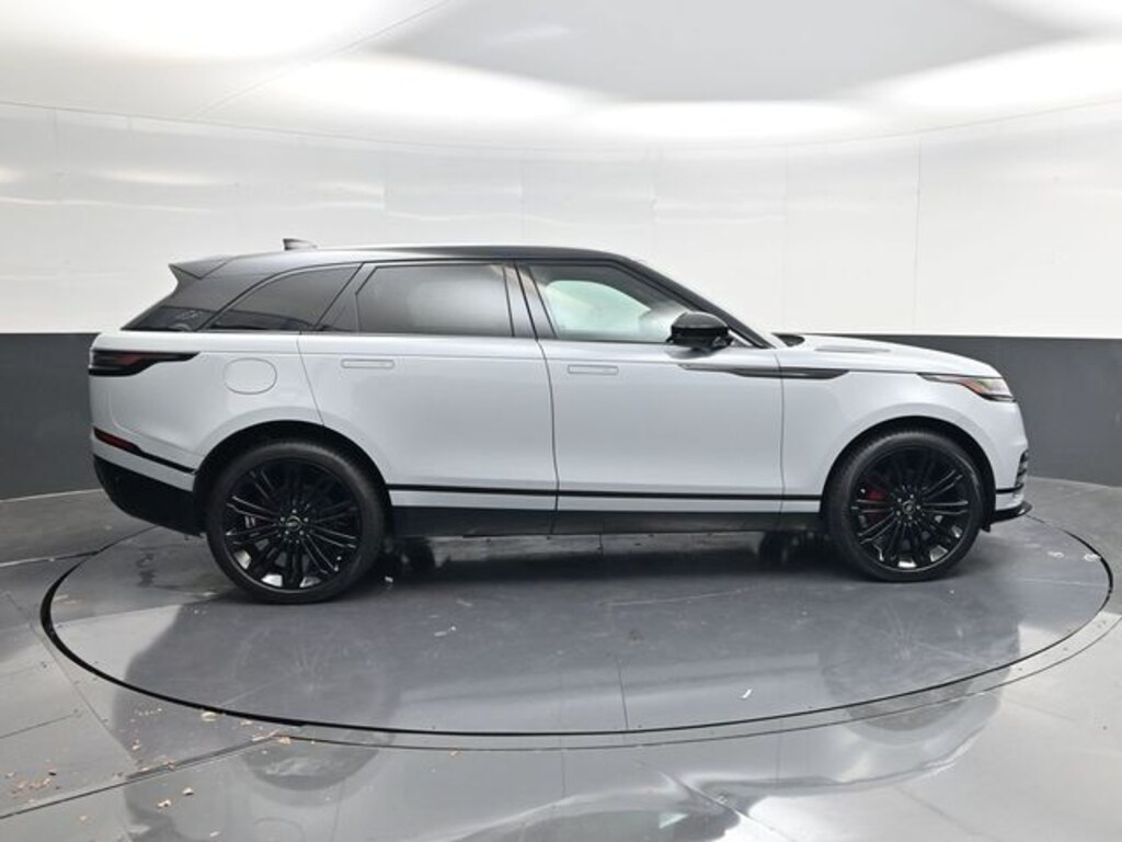 Used 2025 Land Rover Range Rover Velar P250 Dynamic SE SUV