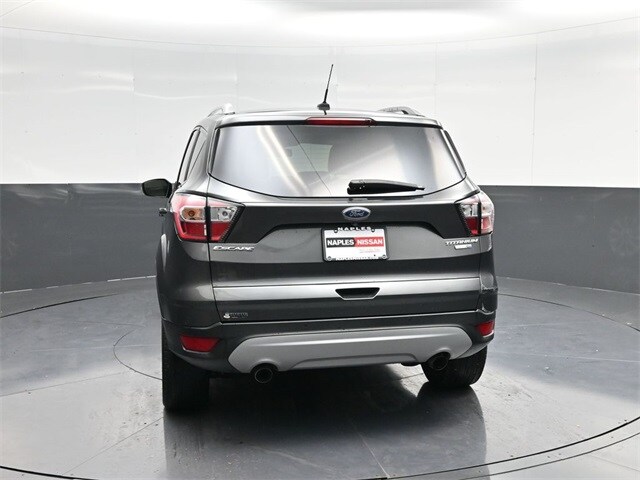 2017 Ford Escape Titanium photo 4