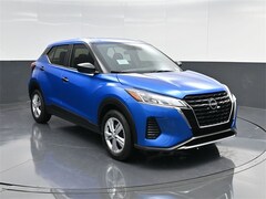 2025 Nissan Kicks Play S SUV