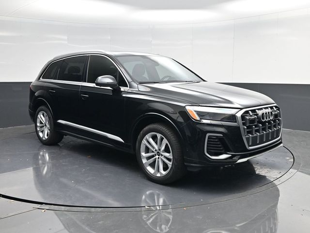 2025 Audi Q7 55 Premium Plus quattro Tiptronic's photo