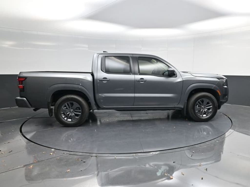 New 2026 Nissan Frontier SV Truck Crew Cab