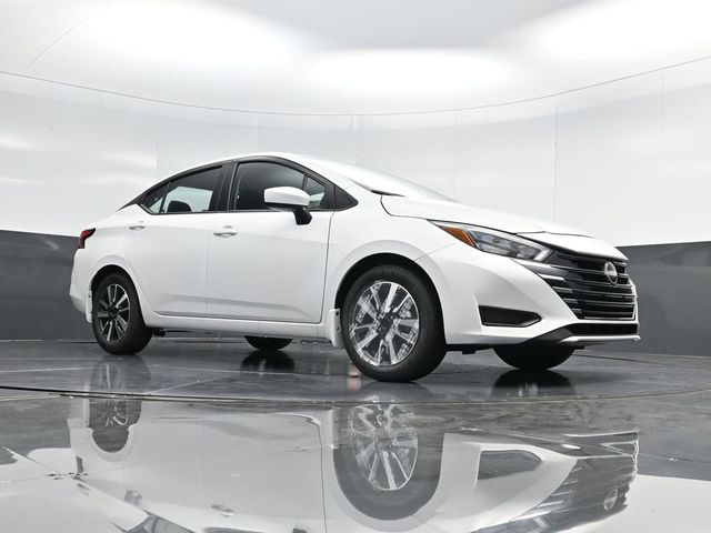 2025 Nissan Versa Sedan SV - Photo 30
