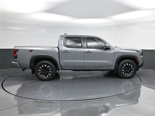 2023 Nissan Frontier PRO-X photo 2