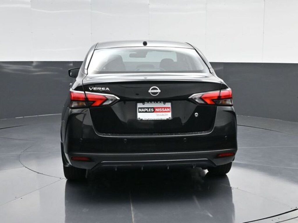 Used 2025 Nissan Versa 1.6 S Sedan