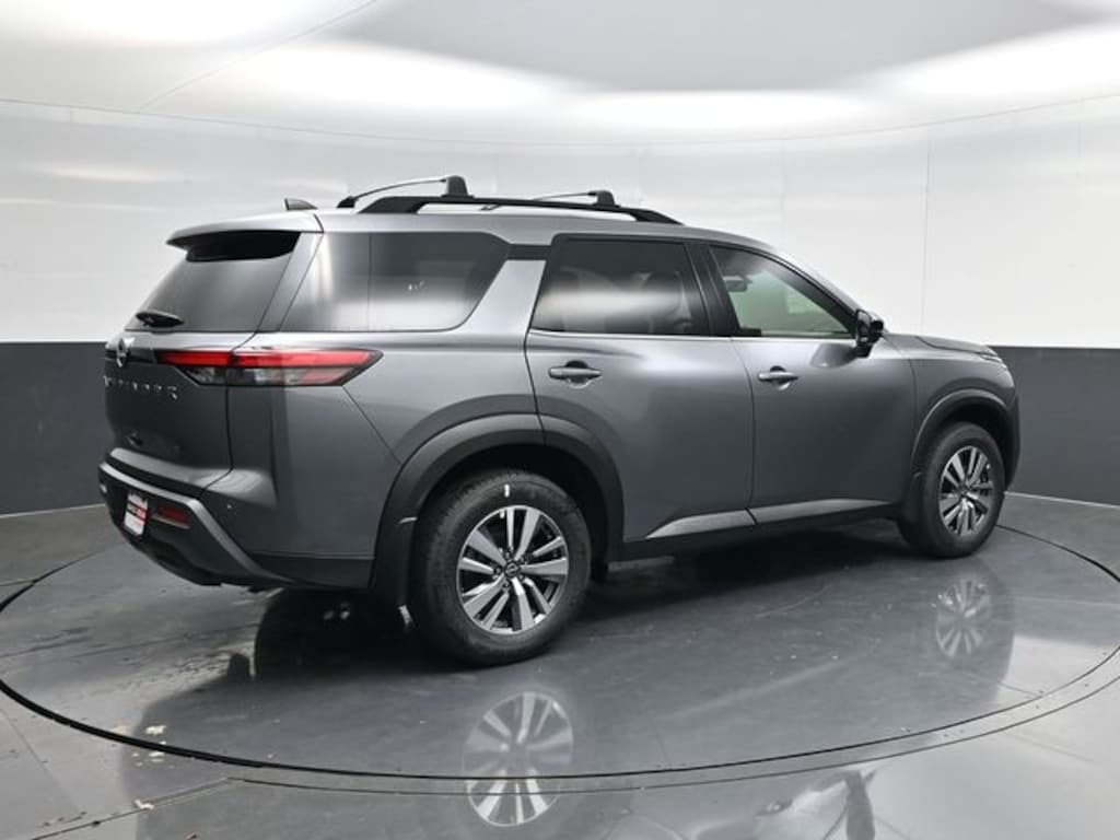 New 2026 Nissan Pathfinder SL SUV