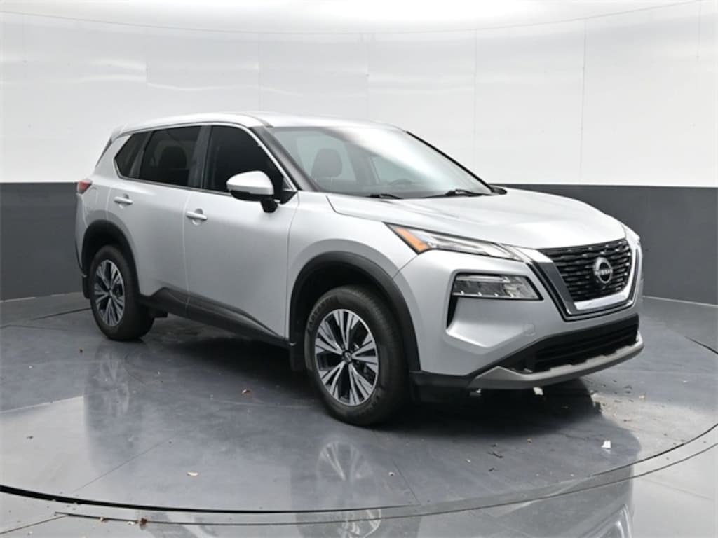 Used 2022 Nissan Rogue SV SUV