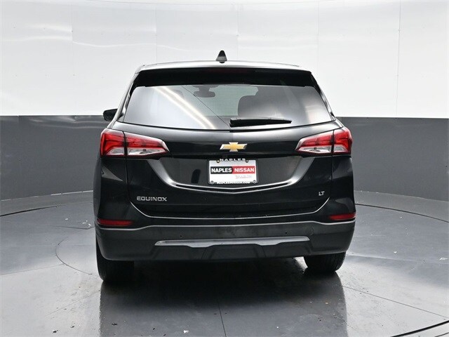 2022 Chevrolet Equinox LT photo 3