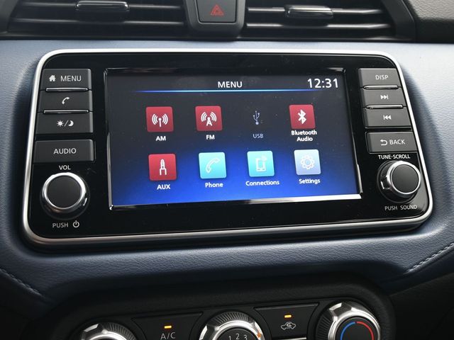 2025 Nissan Versa Sedan SV - Photo 23