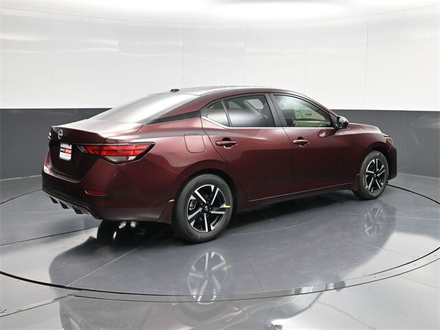 2025 Nissan Sentra SV photo 3