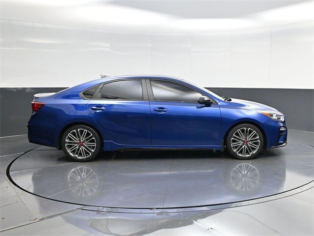 2021 Kia Forte GT photo 2