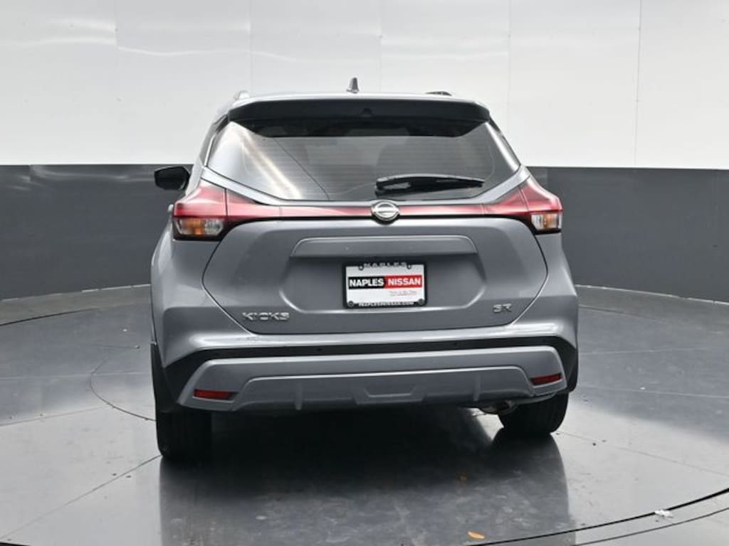 Used 2023 Nissan Kicks SR SUV