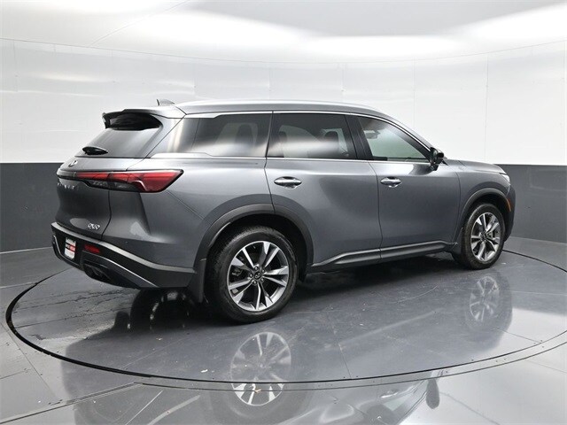 2025 Infiniti QX60 Luxe photo 3