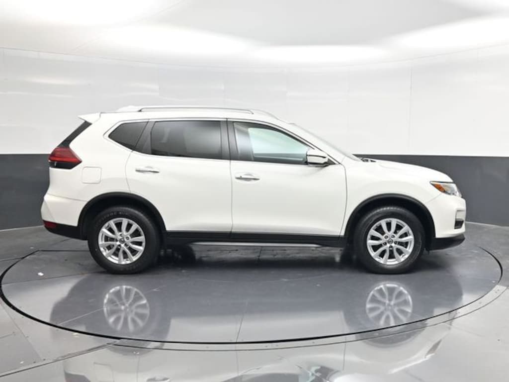 Used 2018 Nissan Rogue SV SUV