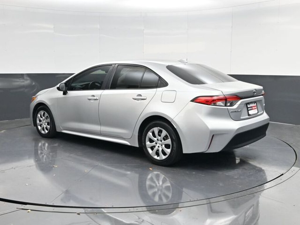 Used 2024 Toyota Corolla LE Sedan