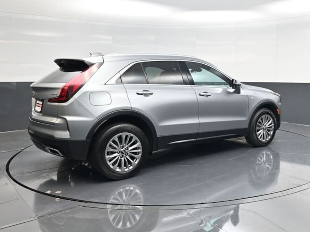 Used 2025 CADILLAC XT4 Premium Luxury SUV