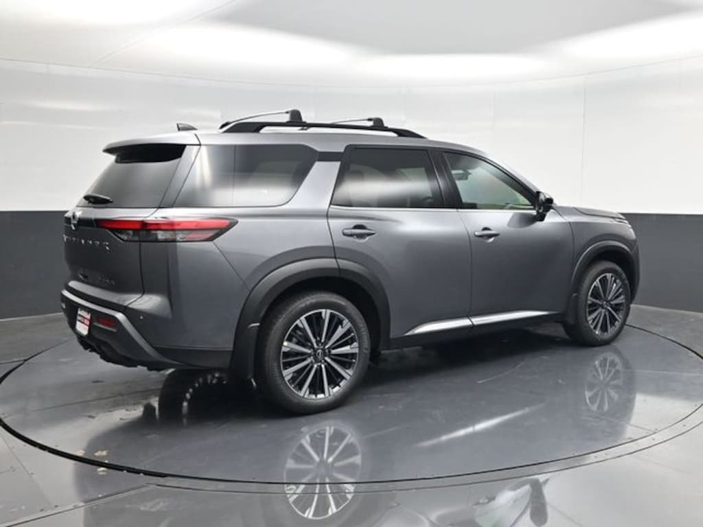 New 2026 Nissan Pathfinder Platinum SUV