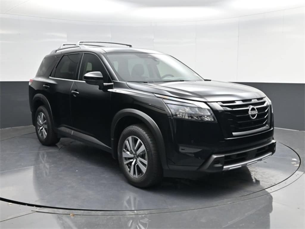 New 2025 Nissan Pathfinder SL SUV