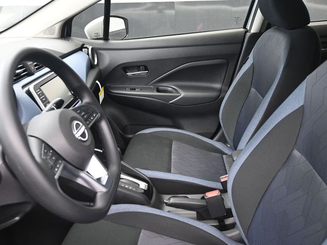 2025 Nissan Versa Sedan SV - Photo 10