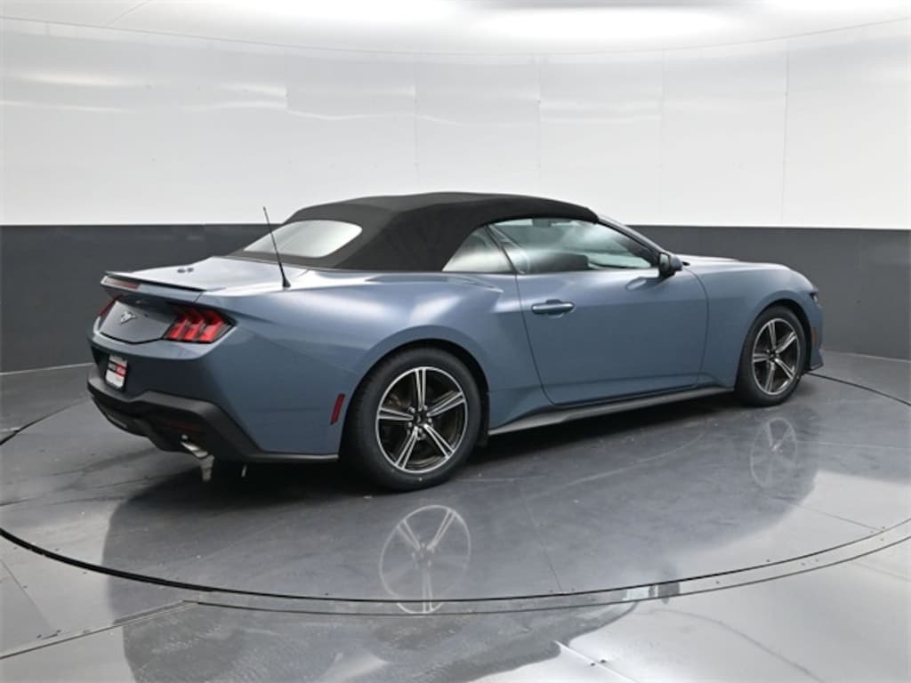 Used 2024 Ford Mustang Convertible