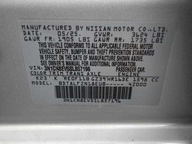 2025 Nissan Versa Sedan SV - Photo 28