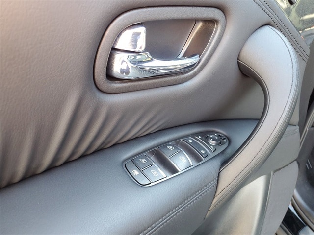 2024 Nissan Armada SL - Photo 17