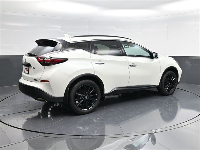 2023 Nissan Murano SV photo 3