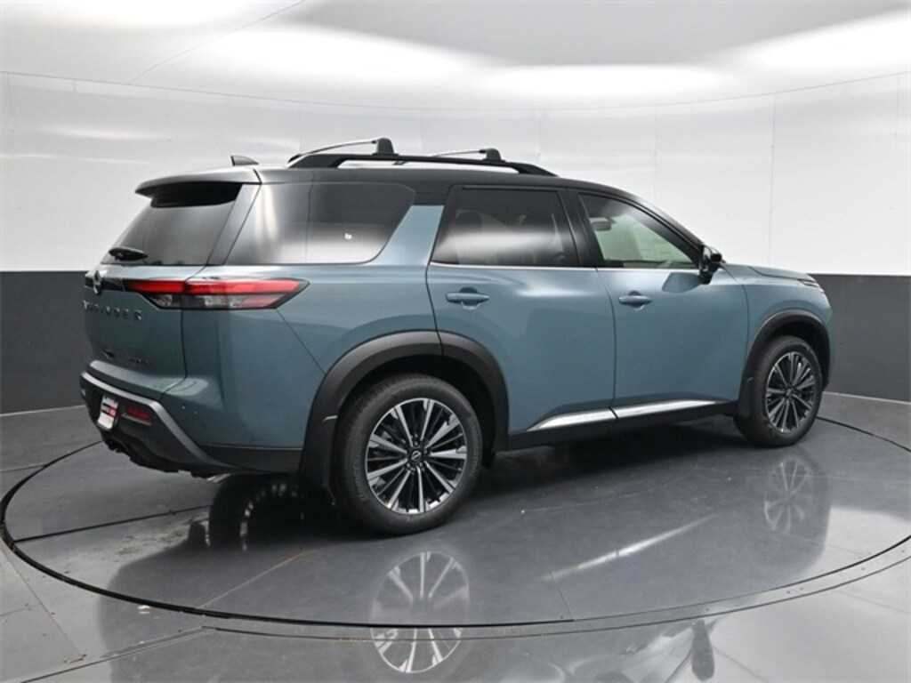 New 2026 Nissan Pathfinder Platinum SUV