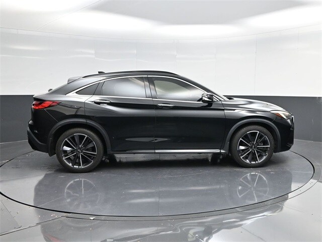 2023 Infiniti QX55 Sensory photo 2