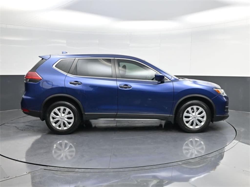 Used 2020 Nissan Rogue S SUV