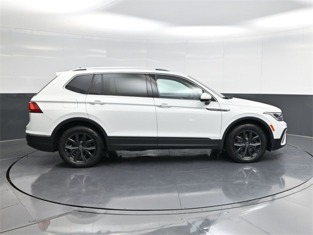 Used 2024 Volkswagen Tiguan 2.0T SE SUV