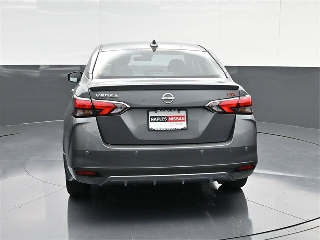 2025 Nissan Versa 1.6 SR photo 4